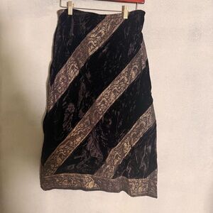 Vintage Y2K Blue Plate Velvet/Brocade Trim Skirt. Whimsigoth Art to Wear Sz S